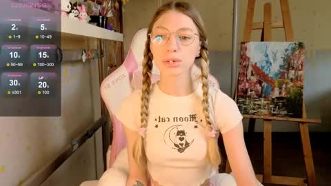 Snapshot of miamooonn chatting on 20, 5, 2026 MiaMoon online show from 20, 5, 2026