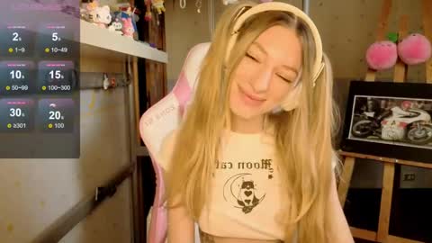 Snapshot of miamooonn chatting on 5, 6, 2026 MiaMoon online show from 5, 6, 2026