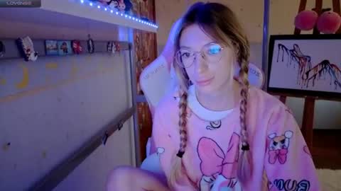 Snapshot of miamooonn chatting on 30, 6, 2026 MiaMoon online show from 30, 6, 2026