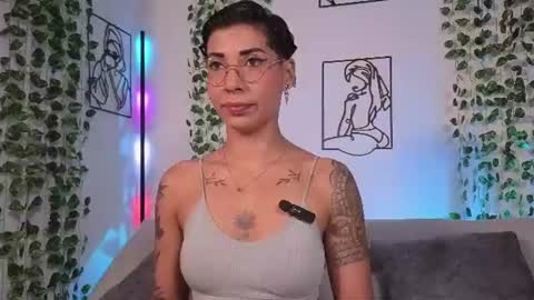 Snapshot of miamorgann chatting on 5, 7, 2026 Mia Morgann online show from 5, 7, 2026