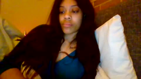 MiaMuffn online show from 13, 4, 2026