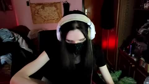 Snapshot of miaowhowl chatting on 24, 6, 2026 Kristien online show from 24, 6, 2026