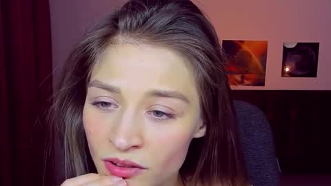 Mia online show from 10, 1, 2025