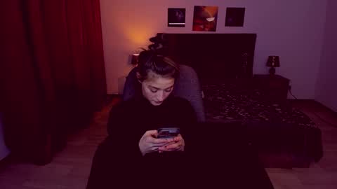 Mia online show from 25, 1, 2025