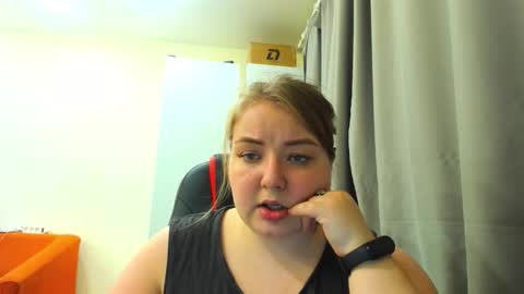 Snapshot of miapisa chatting on 14, 10, 2025 miapisa online show from 14, 10, 2025