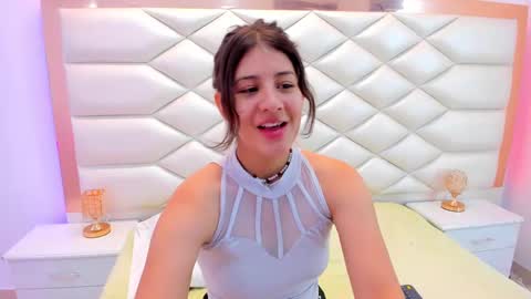 Sweetie Mia online show from 22, 2, 2025