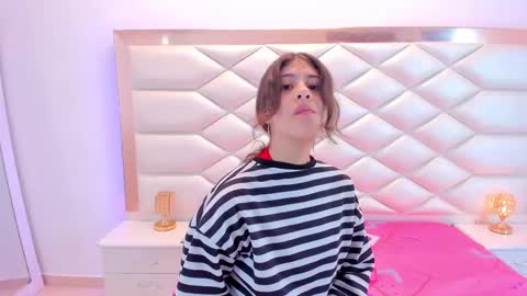 Sweetie Mia online show from 28, 2, 2025