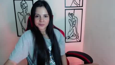 miarobinn_ online show from 26, 7, 2026