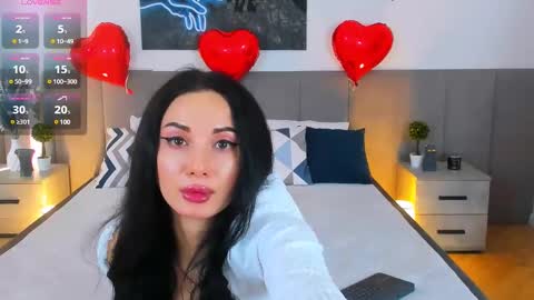 Snapshot of miarommano chatting on 14, 2, 2025 miarommano online show from 14, 2, 2025