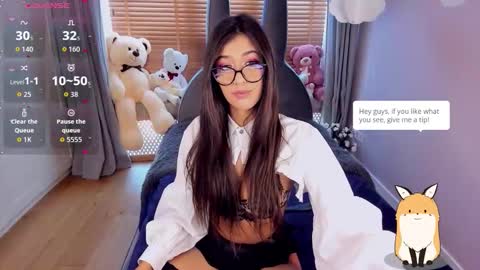 Snapshot of miasilk chatting on 23, 10, 2025 Miayna Silk online show from 23, 10, 2025