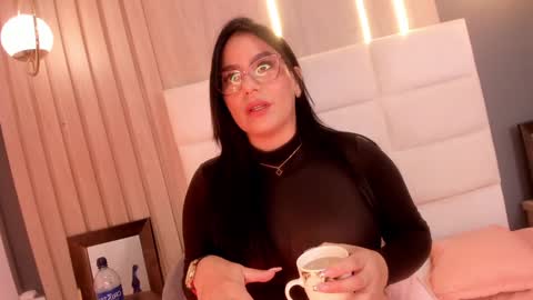 Mia online show from 21, 1, 2025