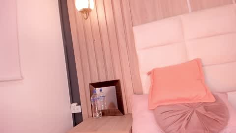 Mia online show from 29, 1, 2025