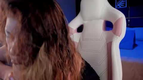 miatorres4 online show from 6, 11, 2025