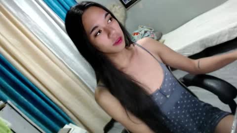 Mia online show from 1, 1, 2025