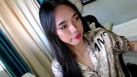 Mia online show from 16, 1, 2025