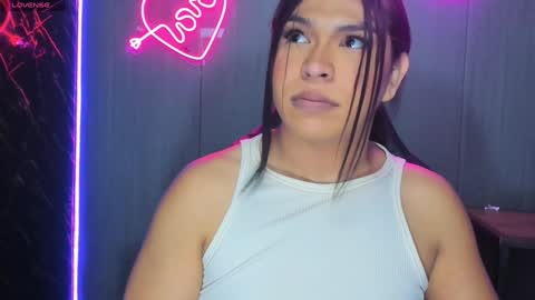 Snapshot of miavalentinaaa chatting on 20, 12, 2024 Miaa valentinaaa online show from 20, 12, 2024