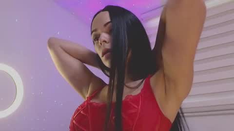 Mia online show from 12, 3, 2025