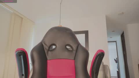 Mia online show from 29, 5, 2026