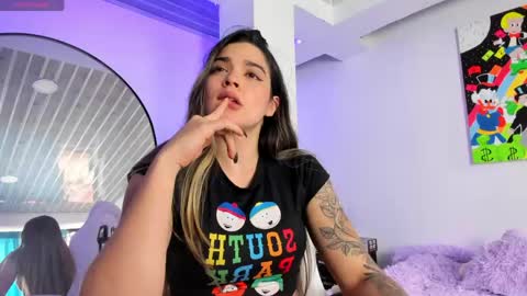 Mia Villalobos online show from 22, 4, 2026