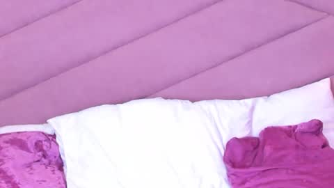 Snapshot of miaweiss chatting on 23, 10, 2025 MiaWeiss online show from 23, 10, 2025