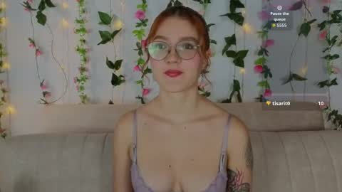Snapshot of miawinxxx848 chatting on 16, 9, 2025 Mia Winx online show from 16, 9, 2025
