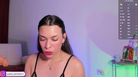         online show from 27, 9, 2025