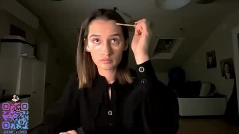 Snapshot of michael_pors chatting on 31, 10, 2025 Emily online show from 31, 10, 2025