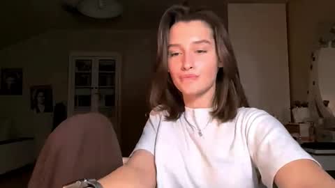 Snapshot of michael_pors chatting on 25, 11, 2025 Emily online show from 25, 11, 2025