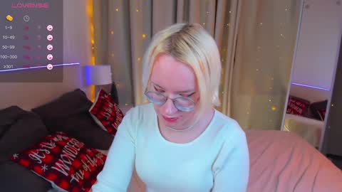 Snapshot of michael_swan chatting on 20, 12, 2024 Michel online show from 20, 12, 2024