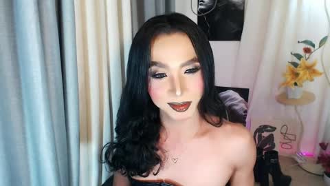 Snapshot of michaelagoddess chatting on 27, 5, 2026 michaelagoddess online show from 27, 5, 2026
