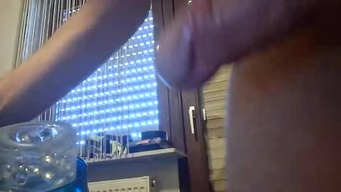 michaelbaden online show from 8, 4, 2026