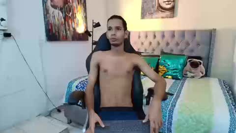 Snapshot of michaell_bellk_ chatting on 18, 10, 2025 michaell_bellk_ online show from 18, 10, 2025