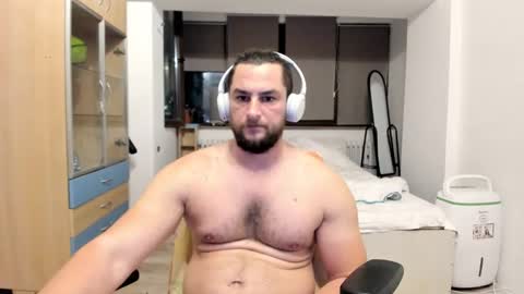 michaelragnar90 online show from 12, 11, 2025