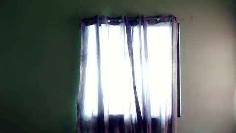 My name is Kel 18. 53 short and petite... online show from 19, 1, 2025