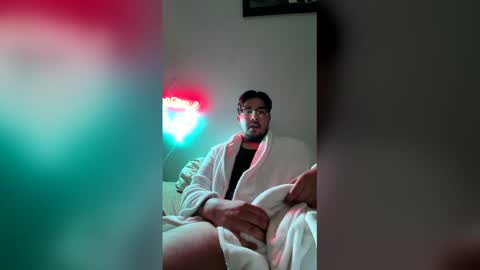 Snapshot of michealg23 chatting on 22, 3, 2026 michealg23 online show from 22, 3, 2026