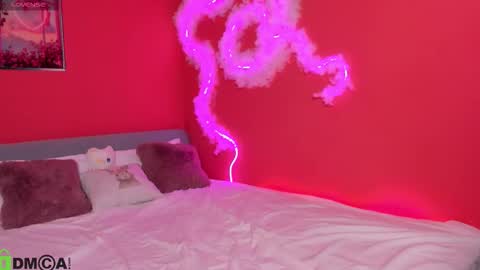 michele_mack online show from 1, 12, 2025