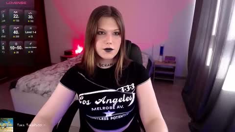 Snapshot of micheledoll chatting on 27, 2, 2025 MicheleDoll online show from 27, 2, 2025