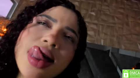 Snapshot of michell__evans chatting on 21, 10, 2025 Michell online show from 21, 10, 2025