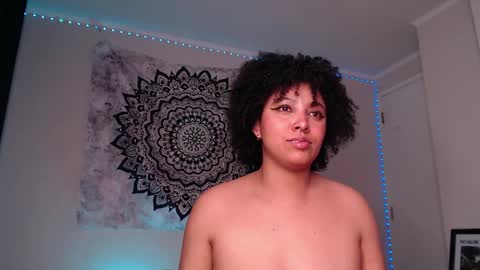 Snapshot of michell_bling chatting on 2, 12, 2024 Michi online show from 2, 12, 2024