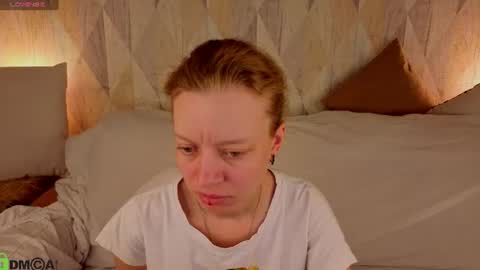 Snapshot of michelle_blond chatting on 14, 6, 2026 michelle_blond online show from 14, 6, 2026
