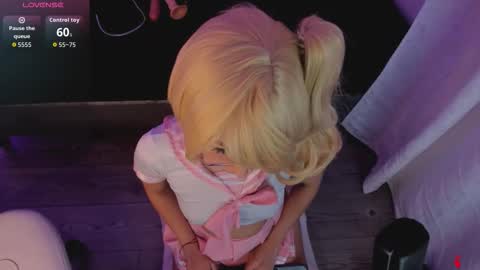 michelle_cutee_ online show from 11, 10, 2025