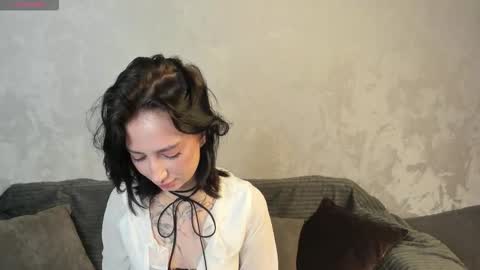 ichelle online show from 18, 10, 2025