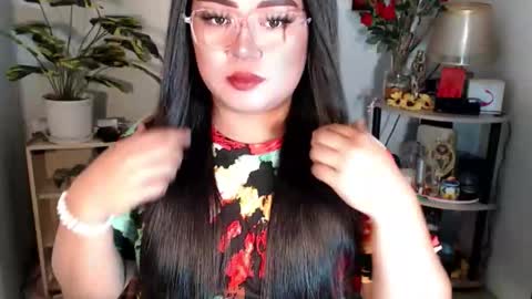 Michelle online show from 24, 9, 2025