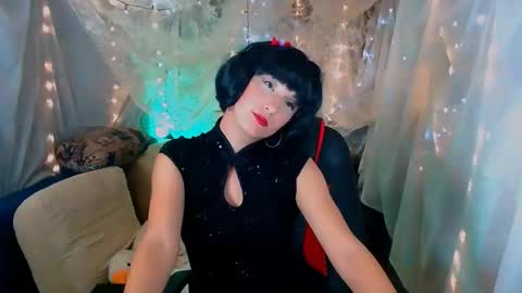 Snapshot of michelleevie chatting on 18, 9, 2025 Agatha online show from 18, 9, 2025