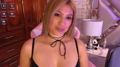 Michelle Foxx online show from 17, 12, 2025