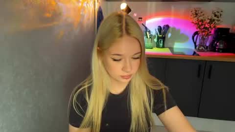 Michelle3 online show from 26, 7, 2026