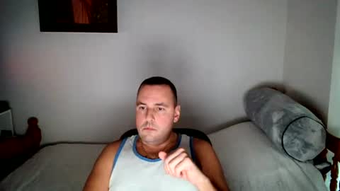 micic3 online show from 8, 8, 2026