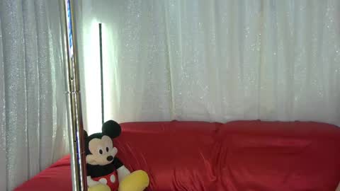 Snapshot of mickeyshyne69 chatting on 18, 2, 2025 Mickey online show from 18, 2, 2025