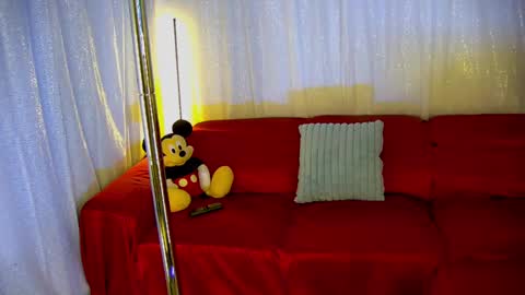 Snapshot of mickeyshyne69 chatting on 2, 3, 2025 Mickey online show from 2, 3, 2025