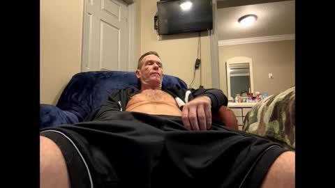 Snapshot of mickymu chatting on 4, 1, 2025 mickymu online show from 4, 1, 2025
